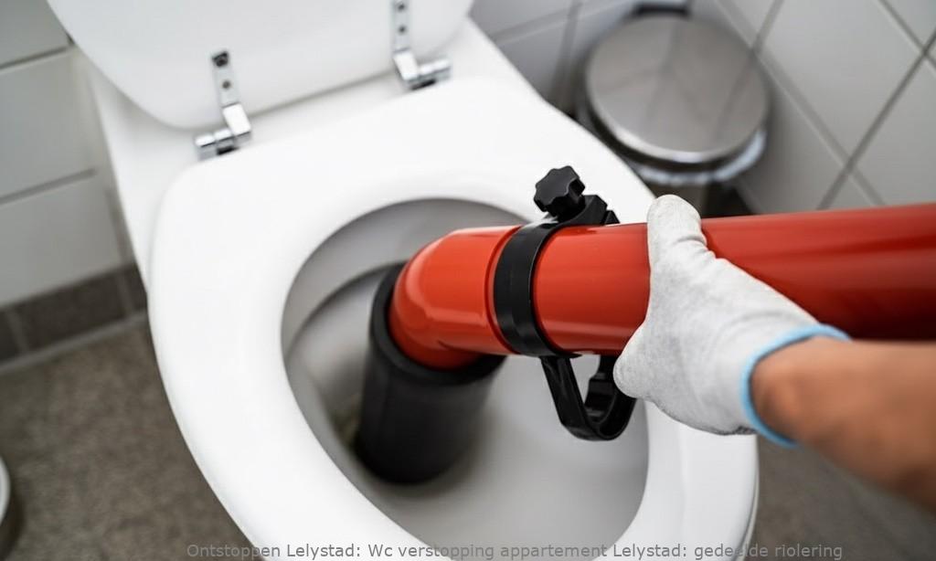 Wc verstopping appartement Lelystad: gedeelde riolering
